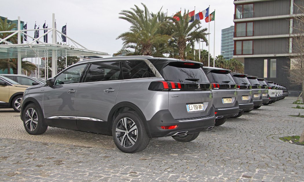 Peugeot 5008