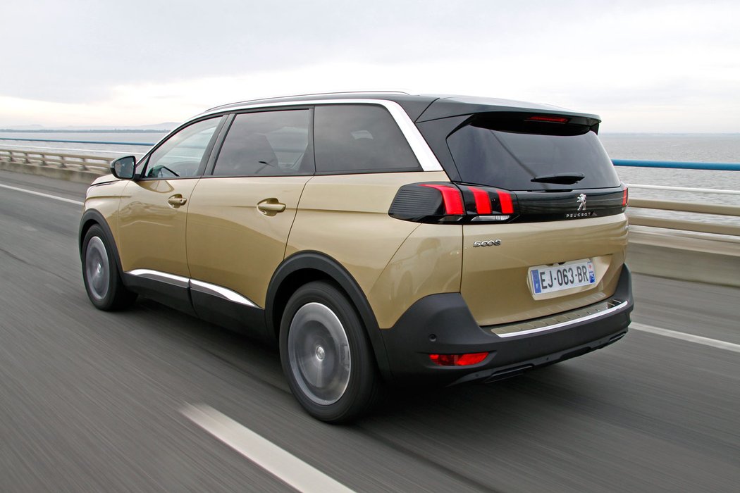 Peugeot 5008