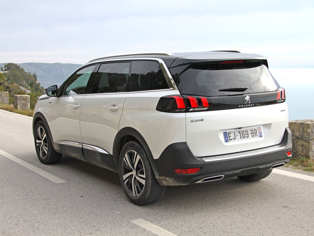 Peugeot 5008