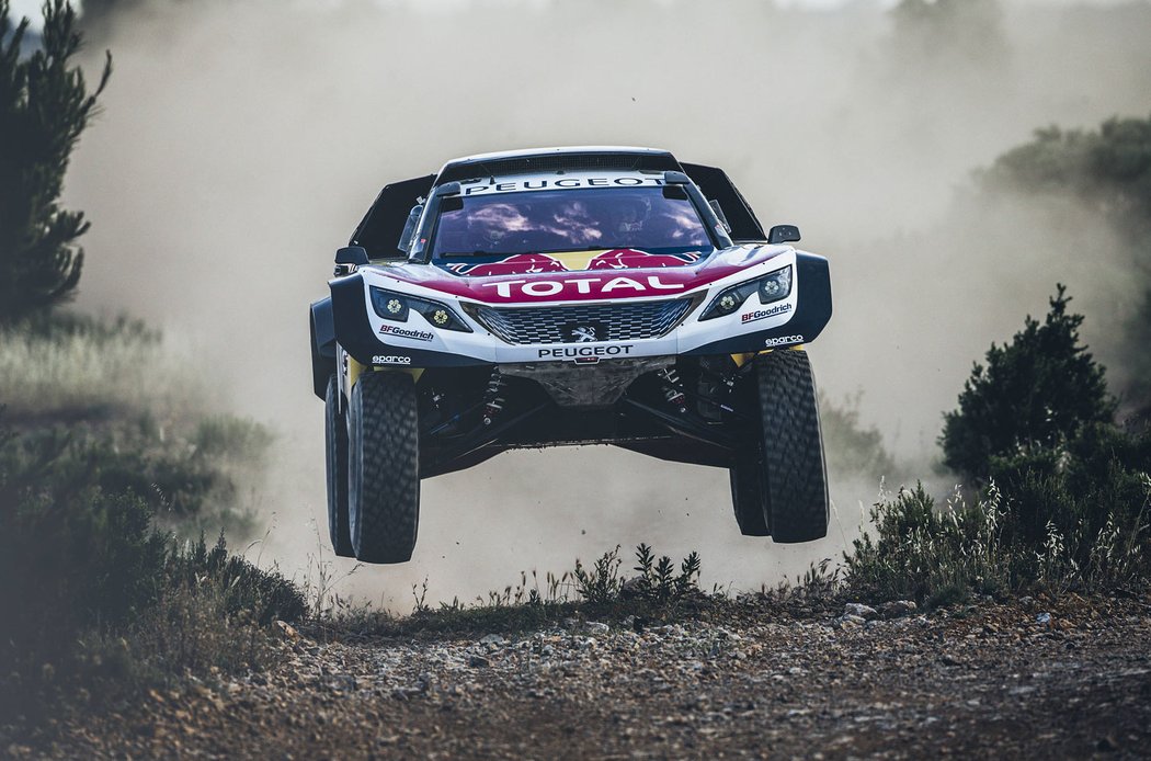 Peugeot 3008 DKR Maxi