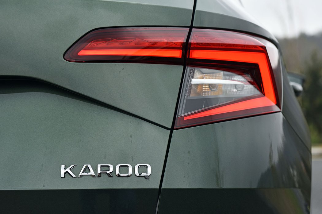 suv peugeot skoda karoq srovnavacitesty