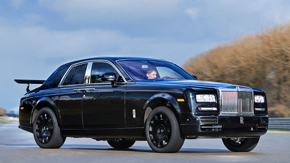 Rolls-Royce pracuje na SUV. SUV to ale nebude...