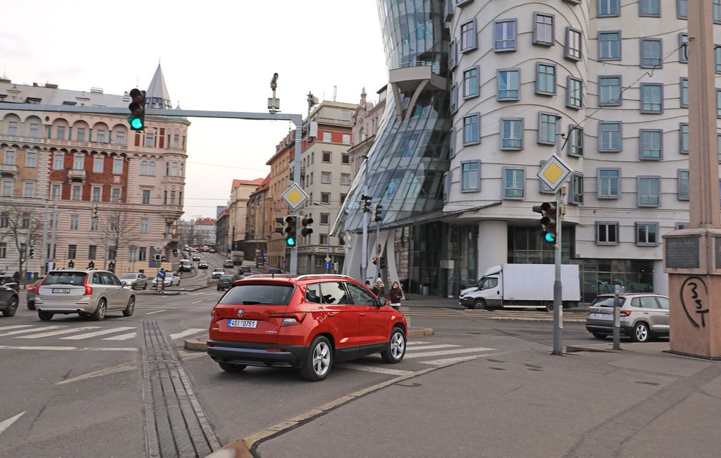 Škoda Karoq 1.0 TSI vs. 1.5 TSI