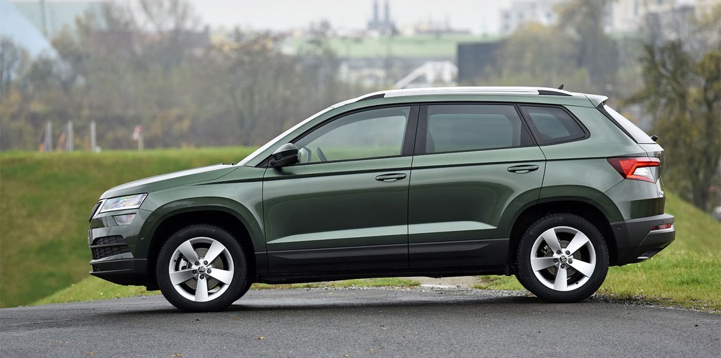 suv skoda karoq testy