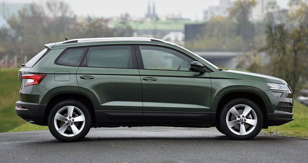 suv skoda karoq testy