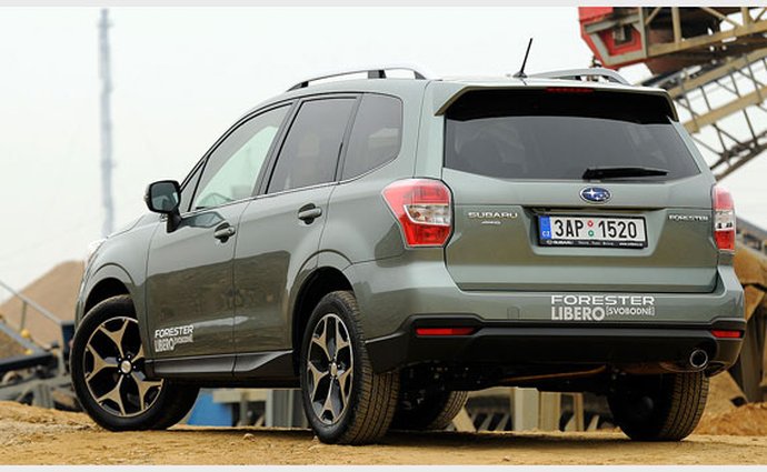 suv subaru testy