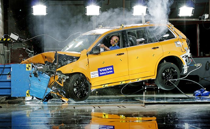 Nové Volvo XC90 bude muset do servisů, kvůli airbagům