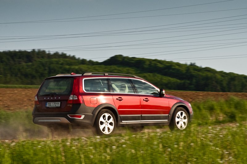 Volvo XC70