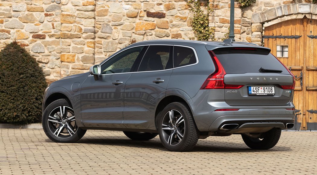 Volvo XC60 T8