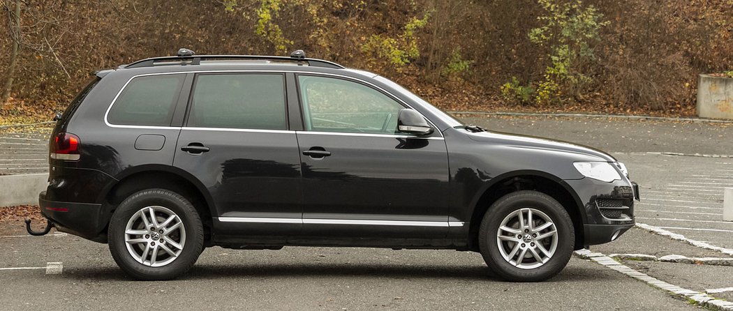 Volkswagen Touareg 1. generace