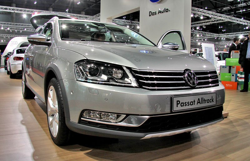VW Passat Alltrack (Vienna Autoshow 2012)