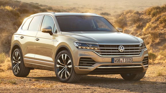 Volkswagen Touareg naživo: Má pořád osmiválec a fantasticky hraje