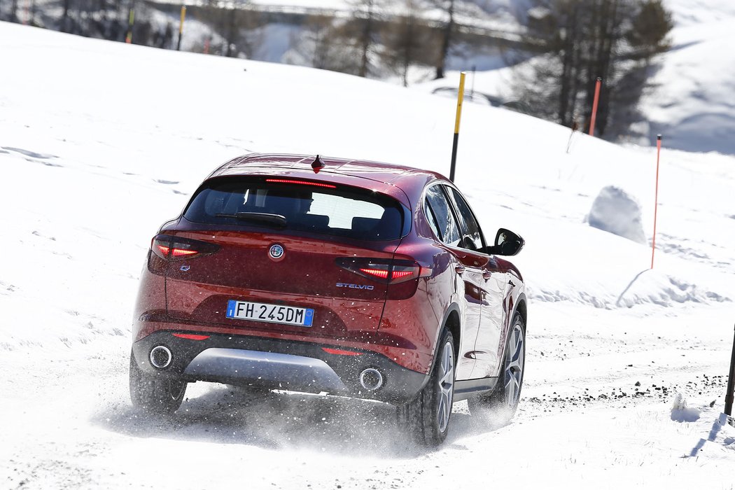 Alfa Rome Stelvio