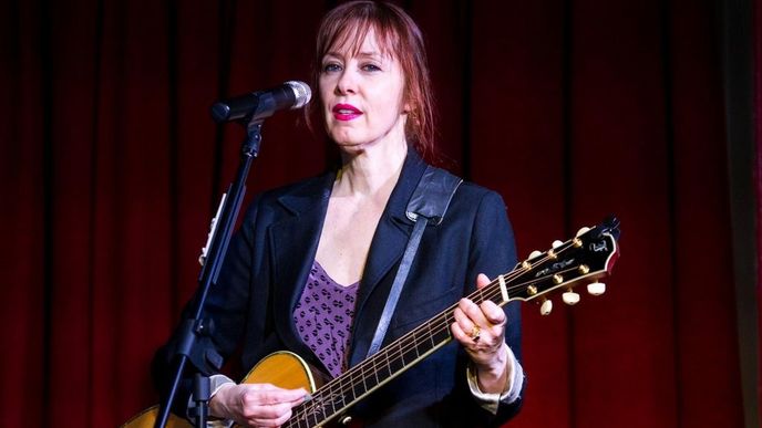 Suzanne Vega