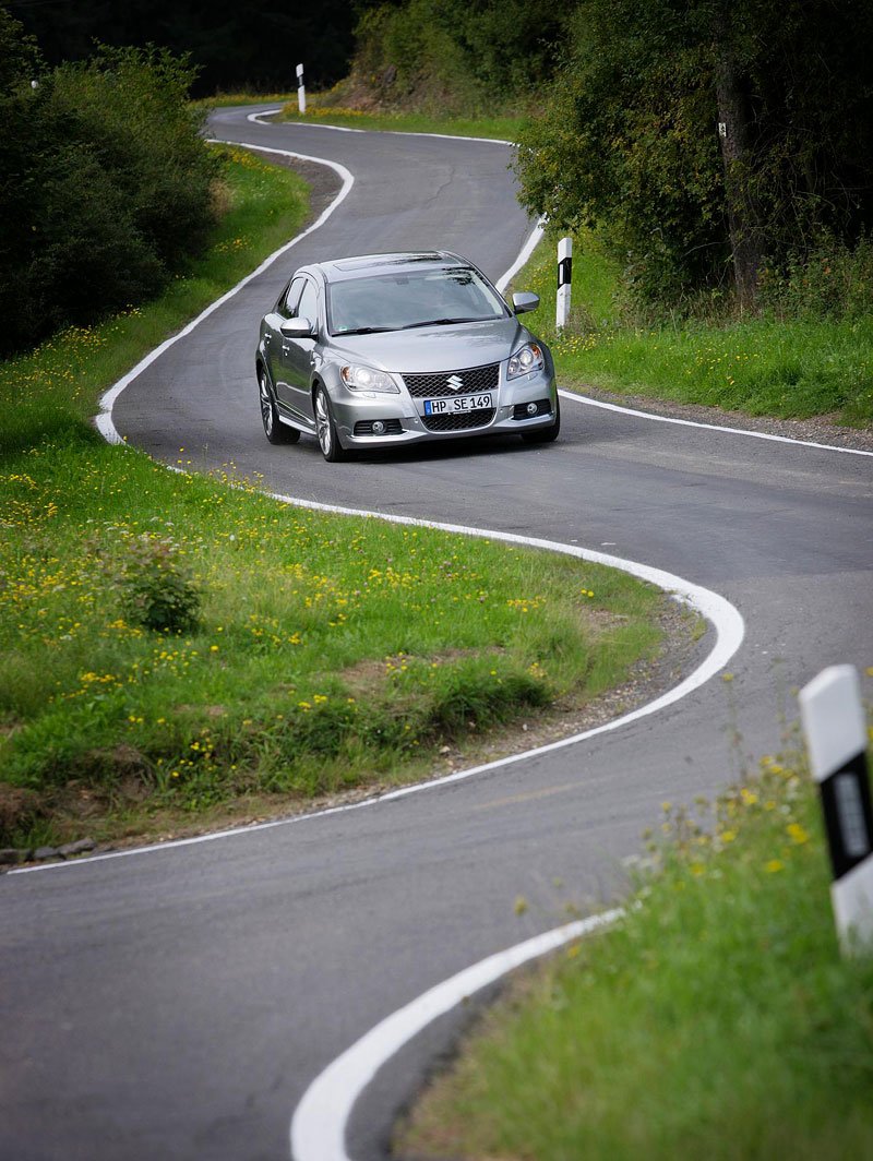 Suzuki Kizashi