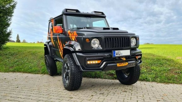 Suzuki Jimny za 2 miliony? Divoce upravený kousek je na prodej za velké peníze  