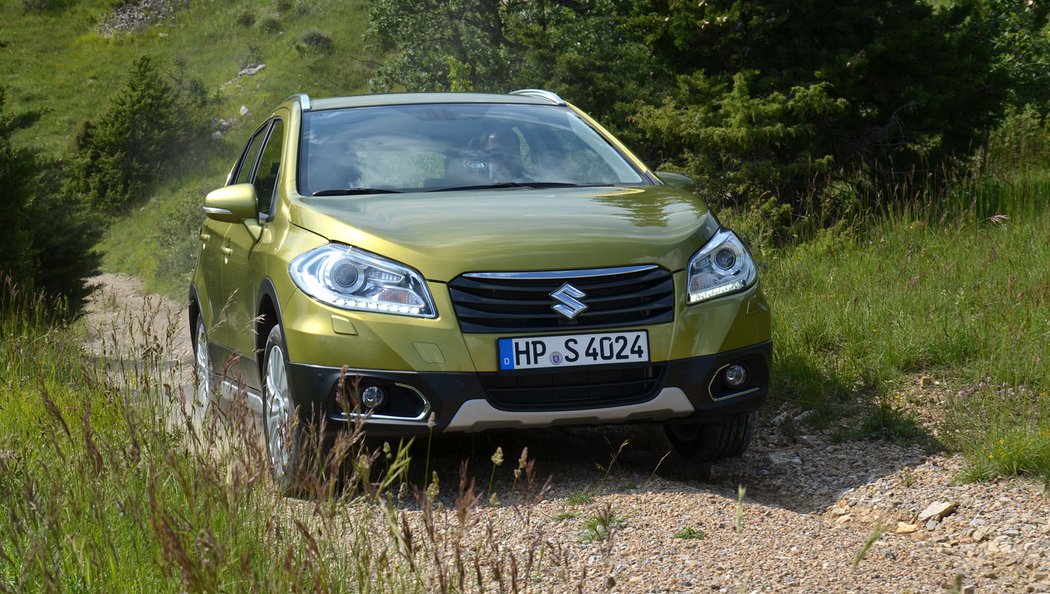 Suzuki S-Cross