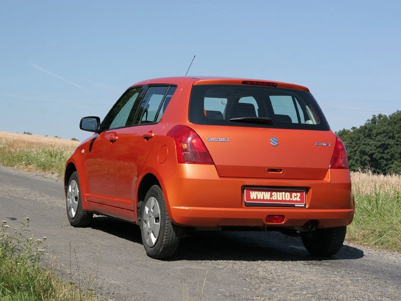 Suzuki Swift (2005)