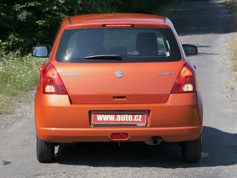 Suzuki Swift (2005)