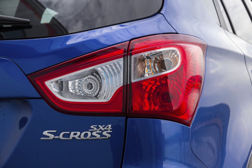 Suzuki S-Cross