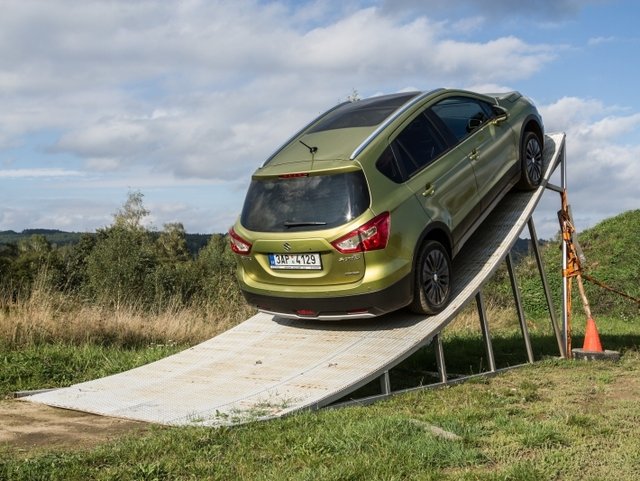 Suzuki SX4 S-Cross 1.6 VVT AllGrip