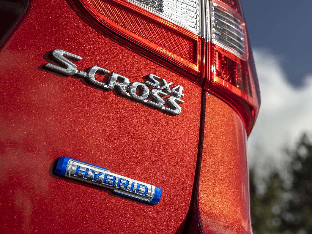 Suzuki SX4 S-Cross Hybrid