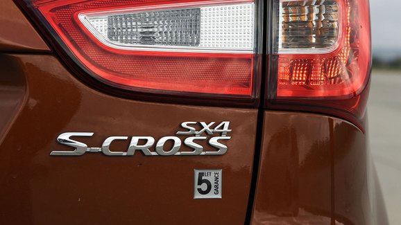 Nové Suzuki S-Cross už se rýsuje. Je blíže, než byste možná čekali