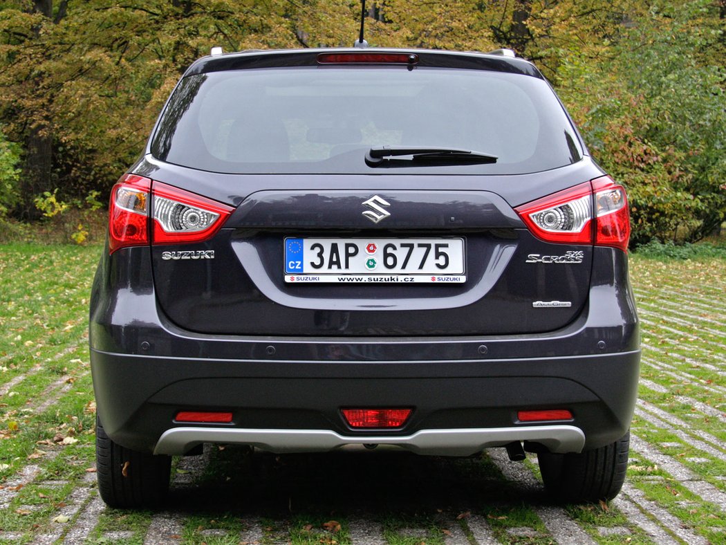 Suzuki S-Cross