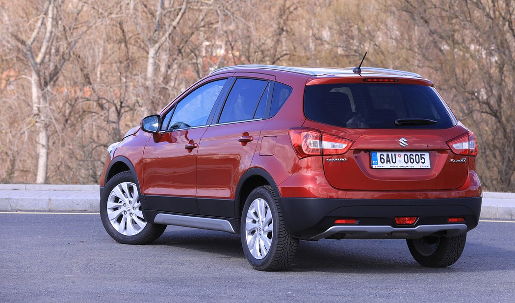 Suzuki S-Cross