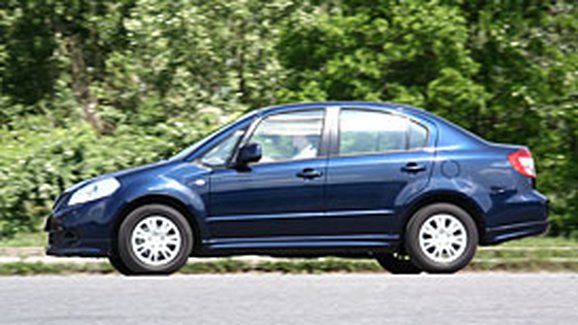 TEST Suzuki SX4 Sedan 1,6 VVT – Sedan pro české silnice