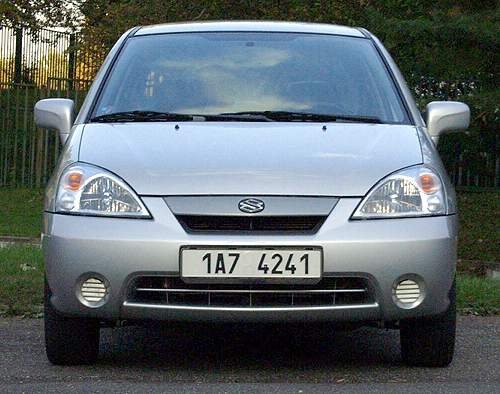 Suzuki Liana