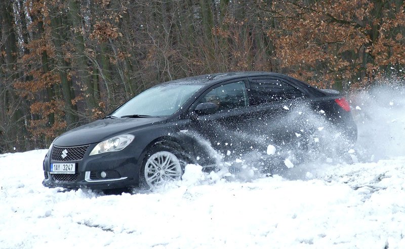 Suzuki Kizashi