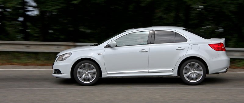 Suzuki Kizashi