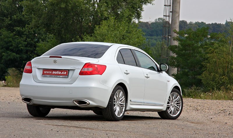 Suzuki Kizashi