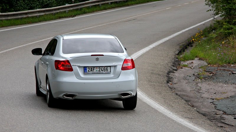 Suzuki Kizashi