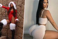Dárek pro fanoušky od sexy krásky s tetováním Messiho: Šťastlivci stráví Vánoce s hvězdou OnlyFans