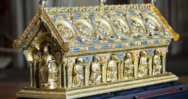 Relikviář sv. Maura pochází ze 13. století a má nevčíslitelnou hodnotu.