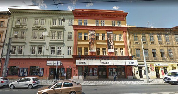 Loupež ve Švandově divadle objasněna: Policie dopadla dva zločince, pro divadlo dřív pracovali