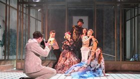 Dorian Gray ožil ve Švandově divadle jako lovec zážitků