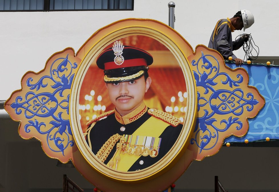 Opulentní svatba syna brunejského sultána: Abdul Malik je druhý v pořadí na trůn