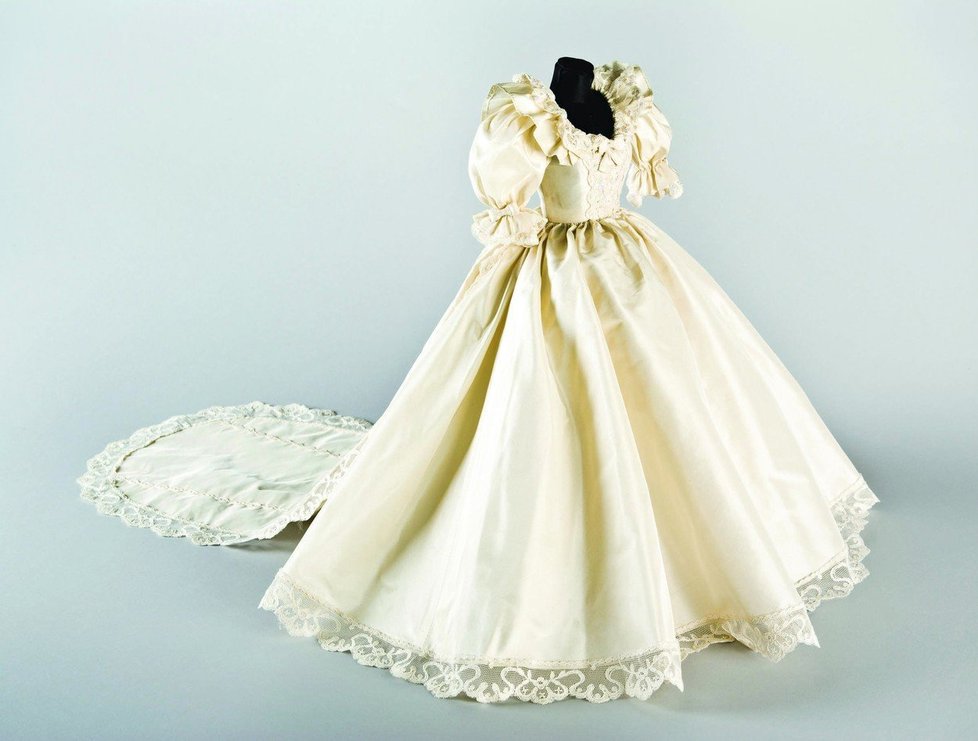 Svatební šaty princezny Diany