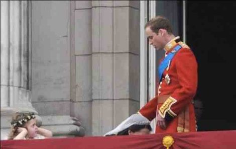 Co se dělo na balkoně Buckinghamského paláce?