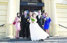 Manželství v době koronaviru: Svatbu odvysílali na internetu
