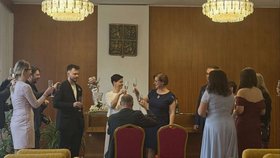 Sanitka splněných snů pomohla těžce nemocnému Marcelovi účastnit se své svatby.