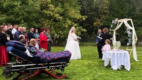 Na dceřinu svatbu přivezla nemocnou Hanu Sanitka splněných snů.