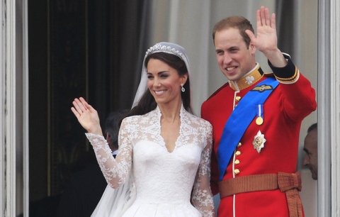 Svatba Williama a Kate vynesla charitě 30 milionů