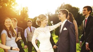 Svatební hry: Tombola, otázky a další zábava, kterou můžete zpestřit svatební den