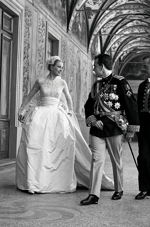 18.4.1956 Monacký princ Rainier III. si bere filmovou hvězdu Grace Kelly