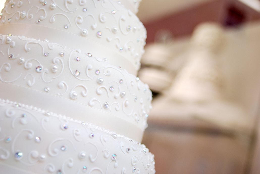 svatební dort s kamínky