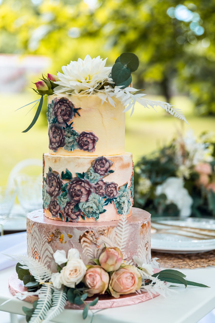 umělecký svatební dort